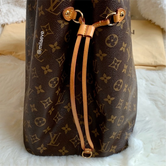 ⭐️⭐️SOLD⭐️⭐️ 💯 LOUIS VUITTON Monogram Neverfull - Picture 3 of 8